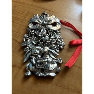 Vintage Arthur Court Christmas Ornament Kissing Bunny Mistletoe 1997 EUC